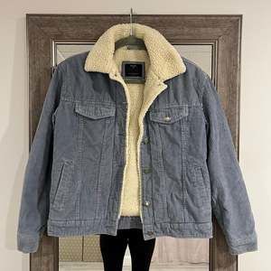 Bershka Blue Corduroy Fuzzy Fleece Lined Jacket Size Small